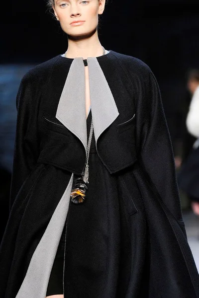 Look 20